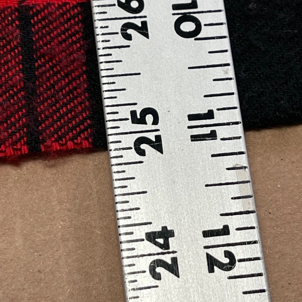 Vintage Christian Dior Cashmaire Red & Black 52x11 Plaid Scarf Unisex - Picture 6 of 6